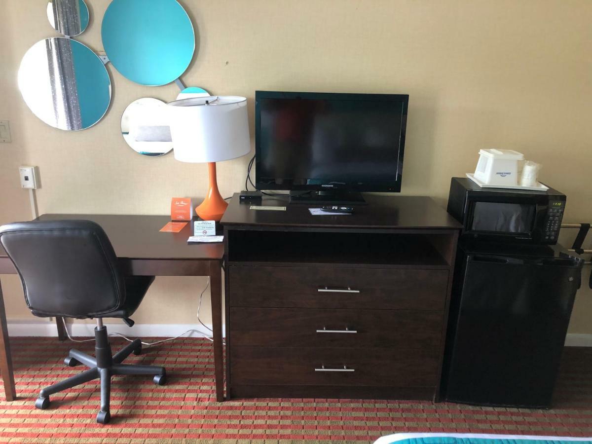 Howard Johnson By Wyndham Rocky Hill Εξωτερικό φωτογραφία